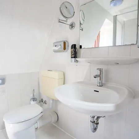 Relax Mühlengarten - Self Check-in&free Parking Hotel Nittel